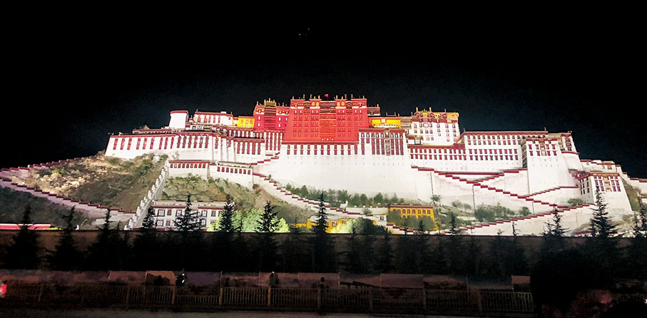 ◆夜晚的布達拉宮