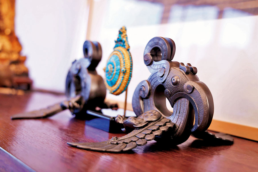 ◆盧茵茵收藏的藏品橫跨三千年，歷史最早的是一對商朝的耳環。