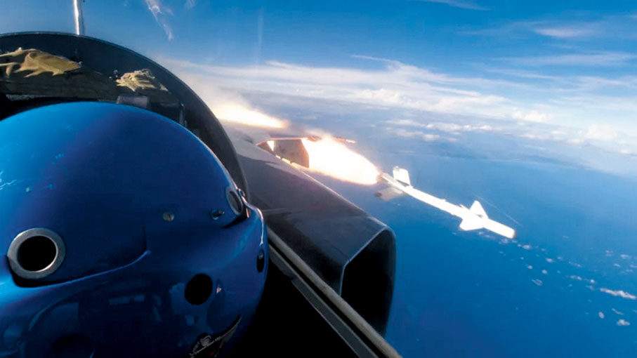 ◆ 空空導彈發射瞬間。 網上圖片