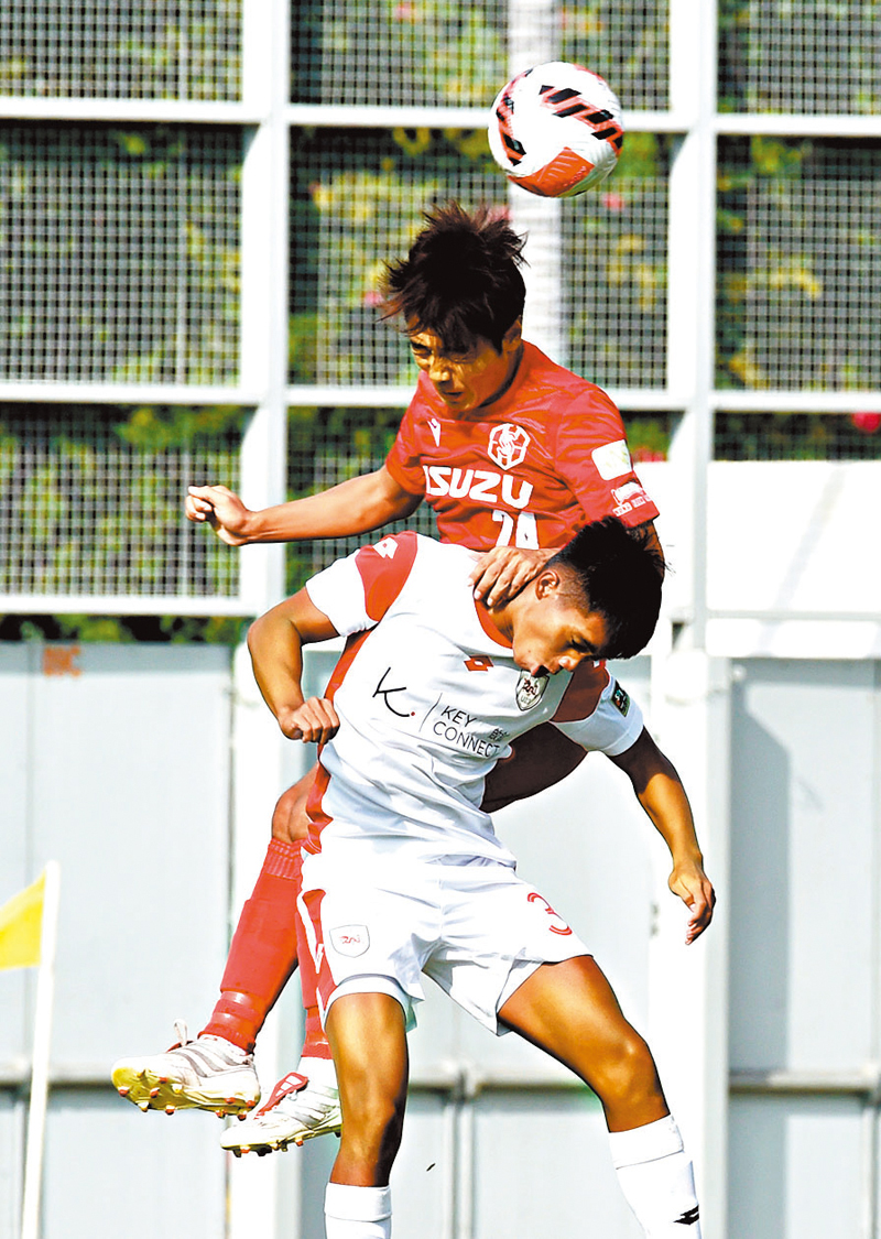 ◆冠忠南區（紅衫）與香港U23今為新一季港超揭開戰幕。 資料圖片