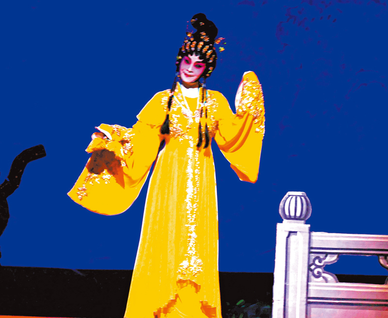 ◆鄧有銀演出時，手提金縷鞋入宮私會李後主的情形。