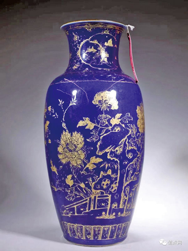 ◆乾隆 祭藍描金洞石花卉紋大瓶