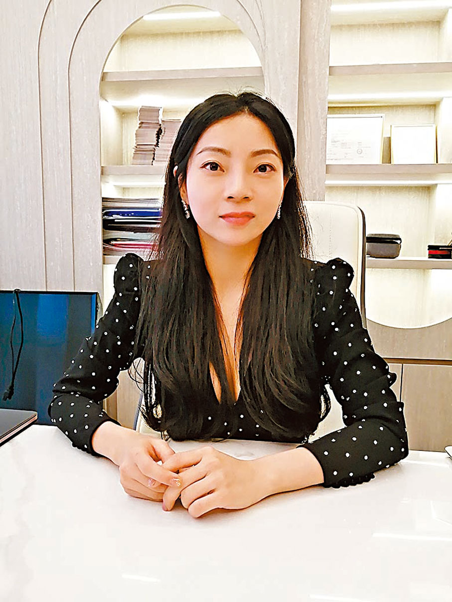 ◆SOUYOUNG BEAUTY美容院老闆Celine黃滿懷