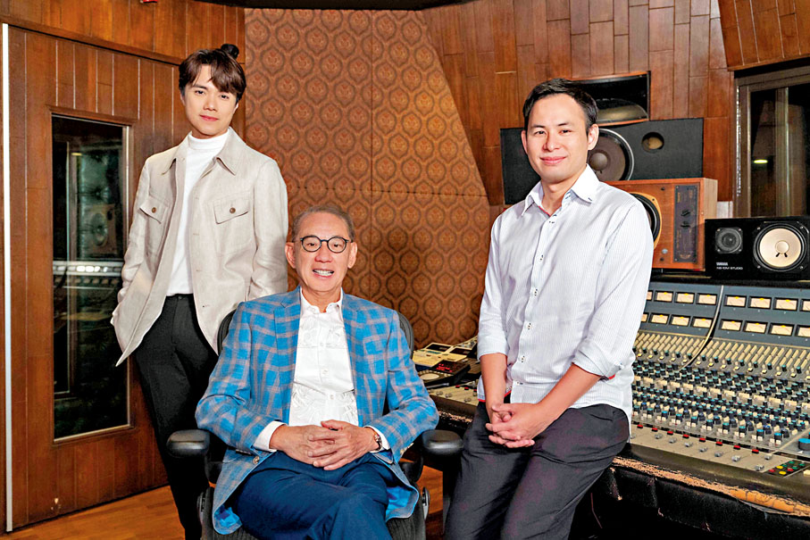 ◆ 張敬軒早前聯同楊受成及楊政龍獻聲。資料圖片