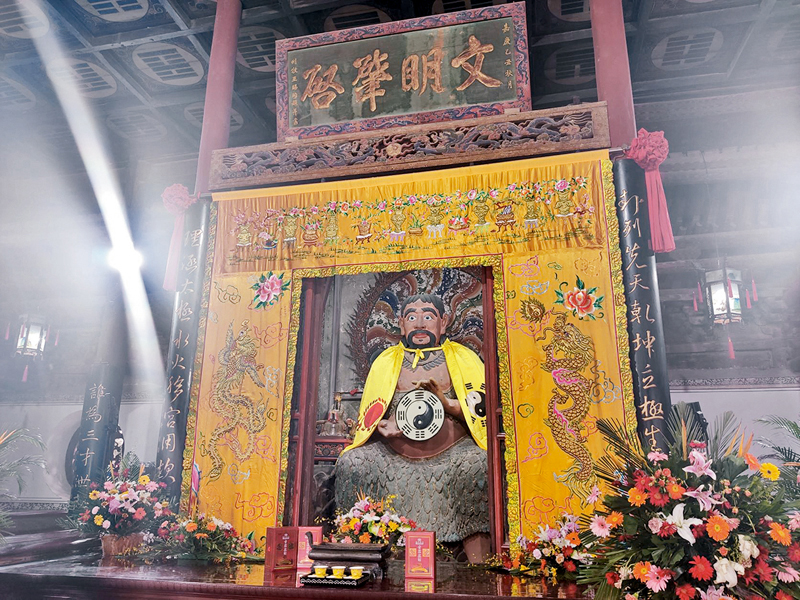 ◆先天殿內的伏羲神像