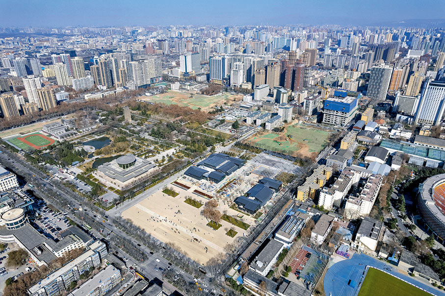 ◆西安太古里項目位於西安市碑林區小雁塔歷史文化片區，總佔地面積近12萬平米。