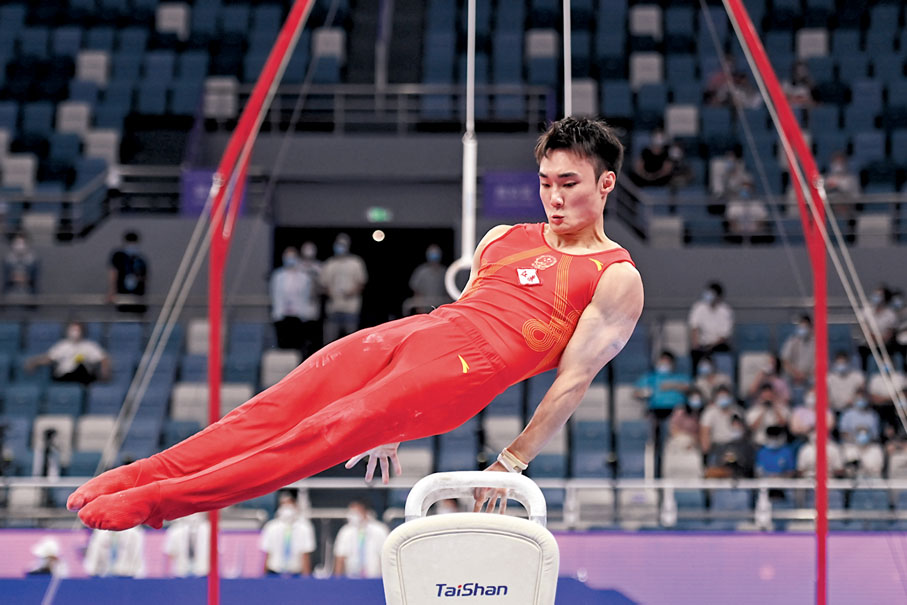 ◆ 孫煒在鞍馬比賽中。  新華社