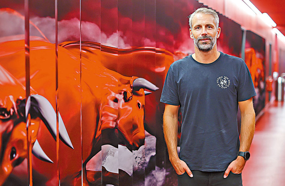 ◆ 馬高路斯履新。 美聯社