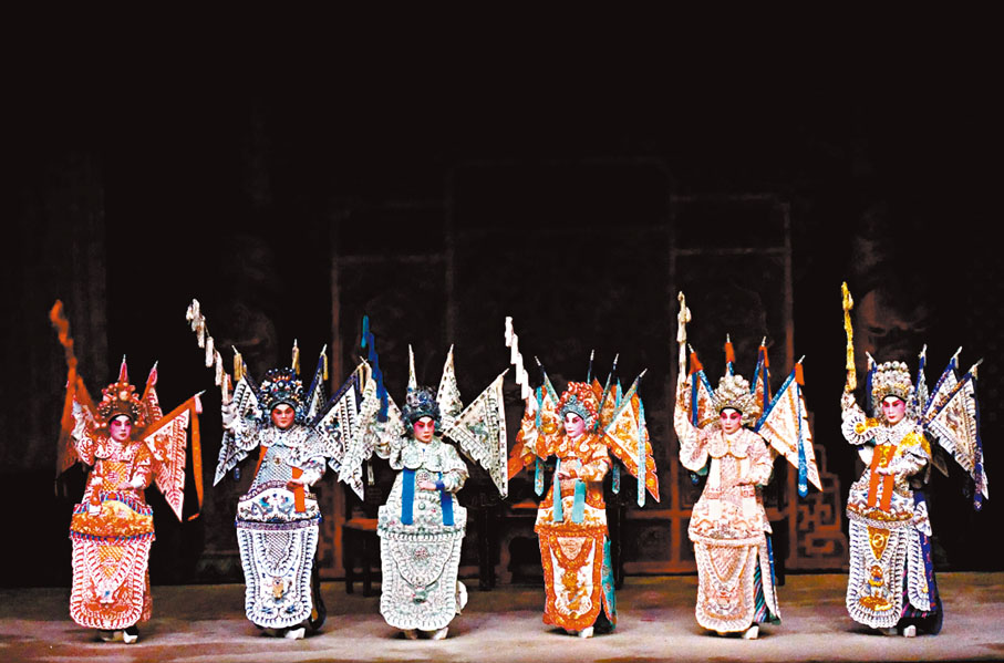 ◆6位女元帥（左起）文軒、杜詠心、韋俊郎、衛駿輝、關凱珊、柳御風。