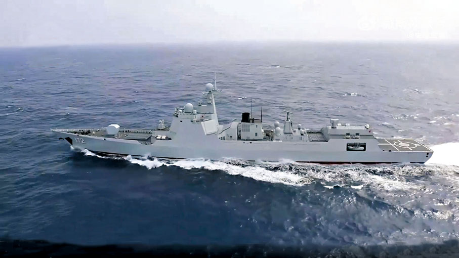 052D型導彈驅逐艦昆明艦