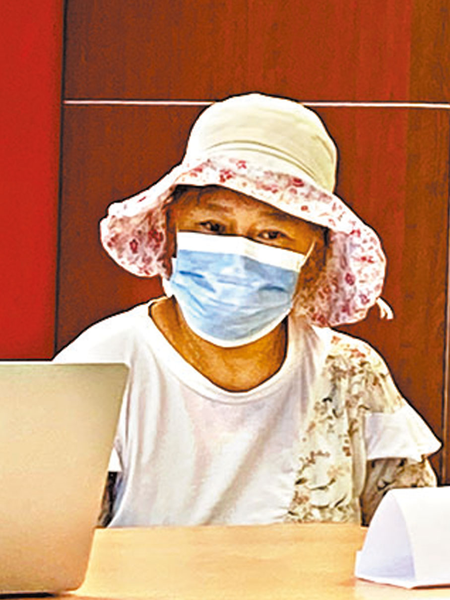 ◆ 萍姐慨嘆休息指引形同虛設，「未休息完就被（管工）催。」香港文匯報記者  攝