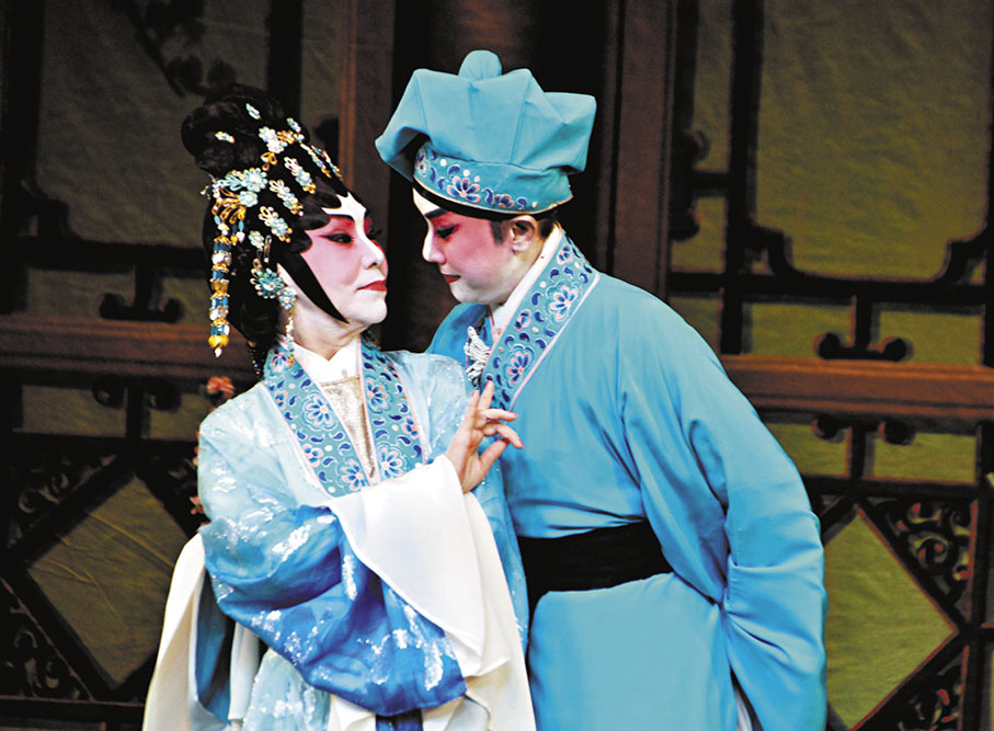 ◆蓋鳴暉和吳美英在不同的劇中合作無間。