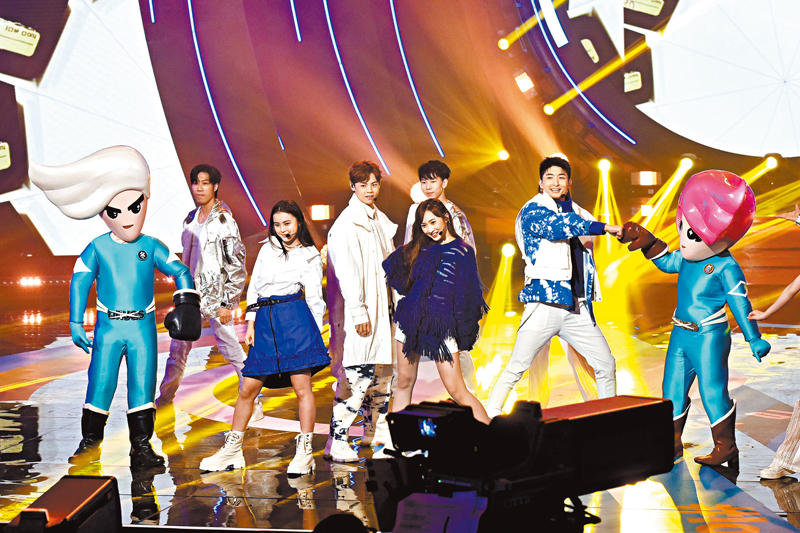 ◆姚焯菲、鍾柔美、冼靖峰及張馳豪高唱全新禁毒主題曲。