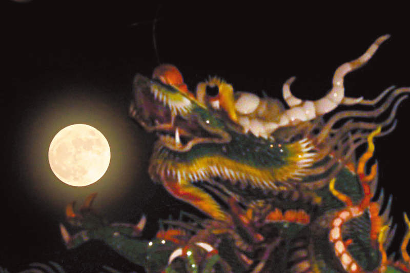 ◆ 圓月往往會作為團圓的象徵，不少文人借此寄託自己的思念。 資料圖片