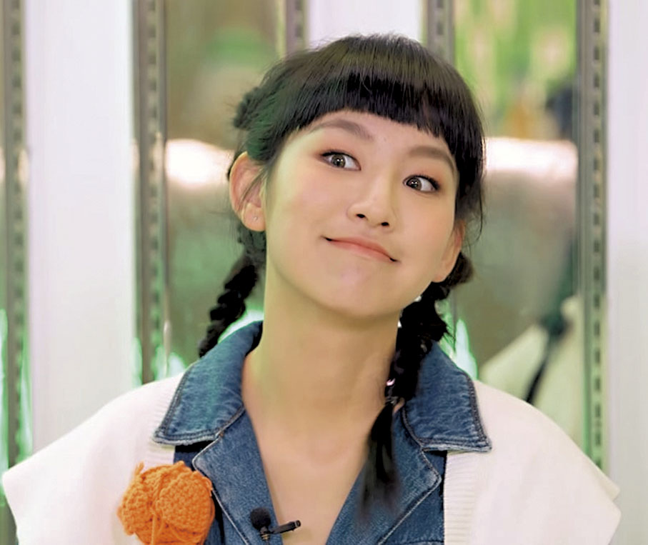 ◆炎明熹表情多多，十分可愛。