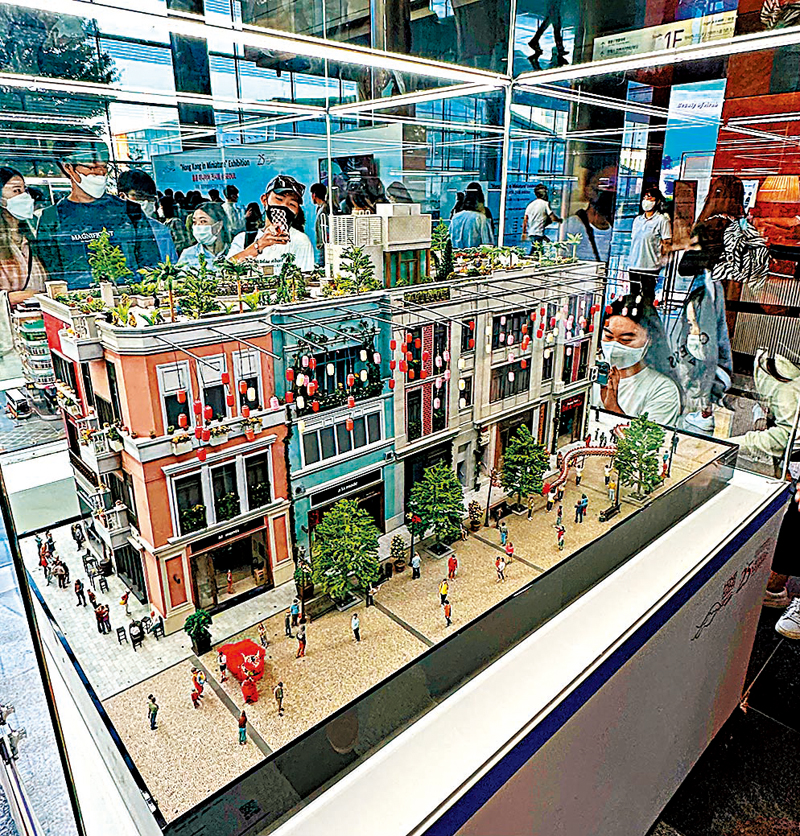 ◆ 展覽展出40件展示香港特色和活力的微縮模型。圖為利東街微縮模型。