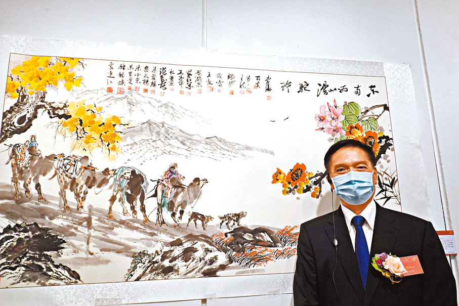 ◆黎鑄英與新疆香港兩地畫家共同執筆的作品《東南西北》。