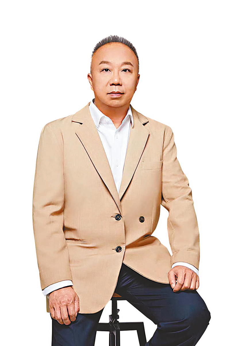 ◆吳錦源拍了不少內地劇，並贏得「古偶教父」美名。 受訪者供圖
