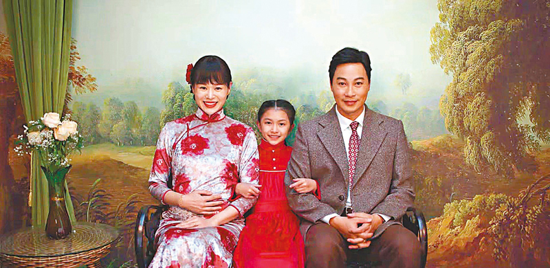 ◆胡杏兒及譚耀文在《獅子山下的故事》中飾演夫婦。