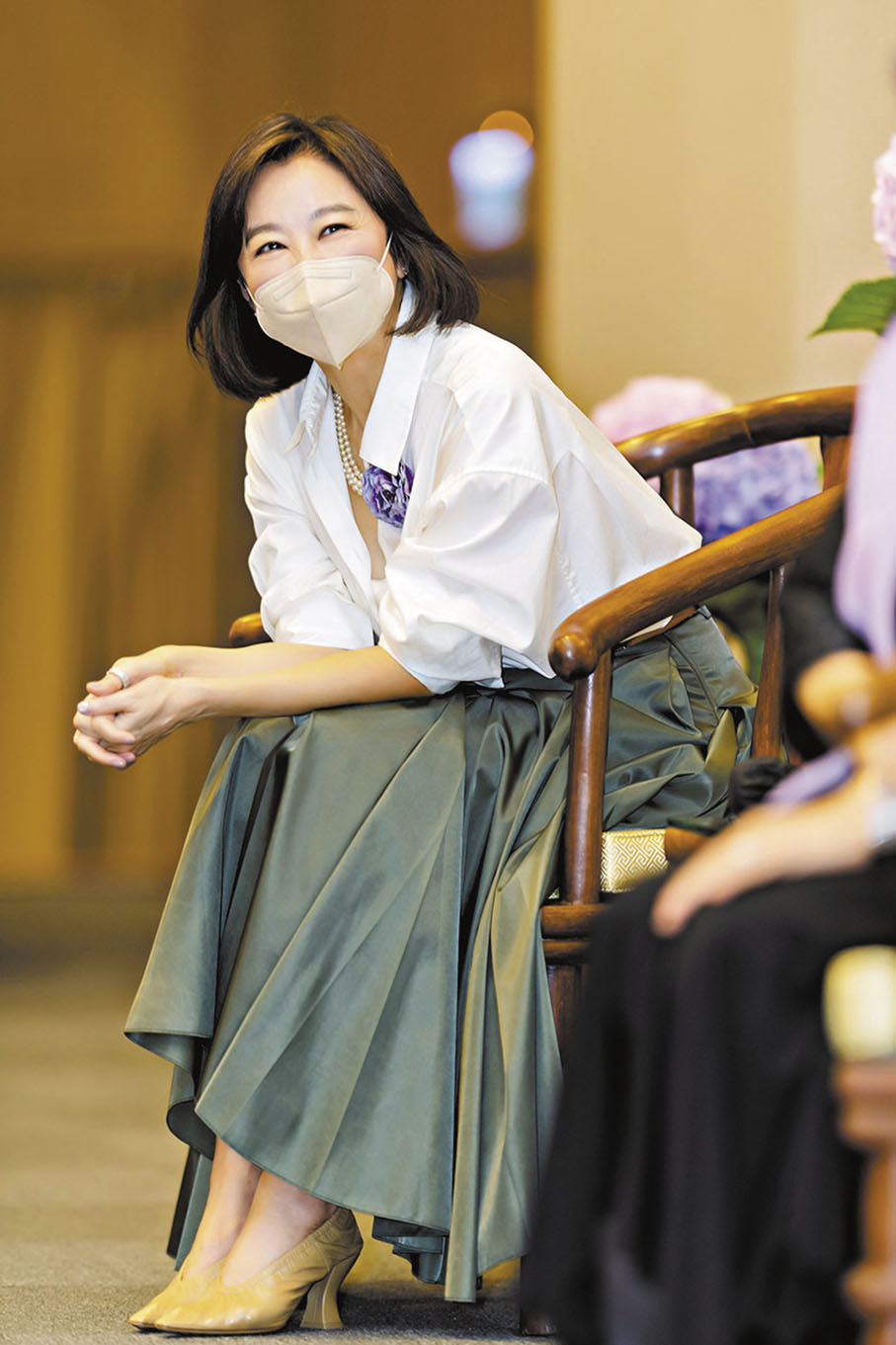 ◆林青霞喜愛看書，最愛的作家是張愛玲和太宰治。