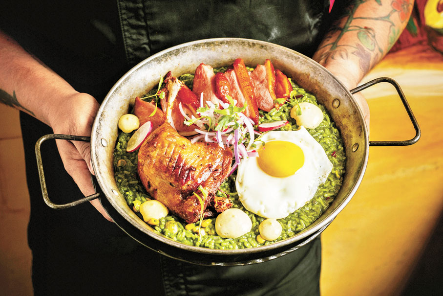 ◆秘魯菜家傳戶曉的煙燻鴨胸芫荽飯，這些傳統的地道秘魯菜正是主廚Abel Ortiz的拿手好菜，而對香港人來說無疑是前所未見的用餐體驗。