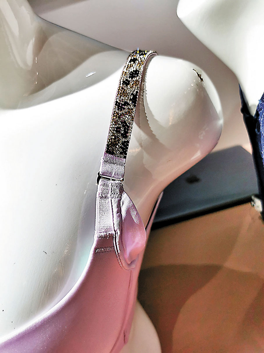 ◆附Bling Bling閃石肩帶