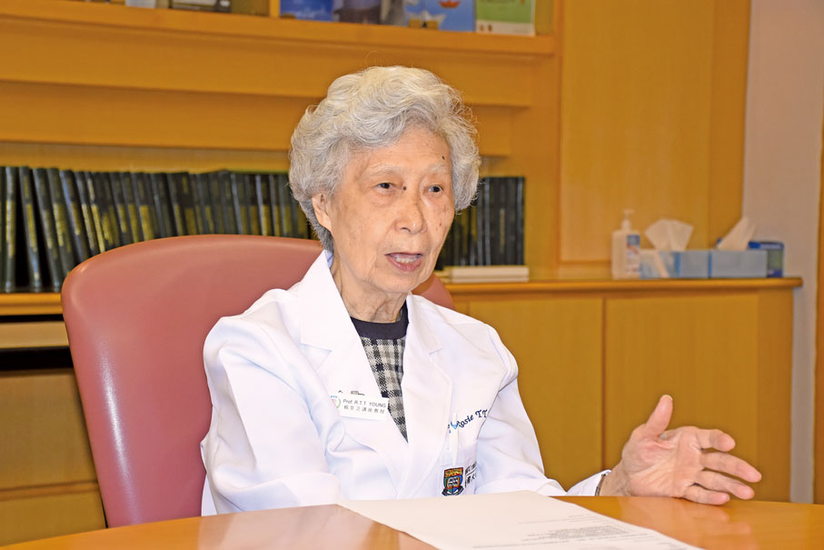 ■楊紫芝教授在瑪麗醫院接受本報採訪。