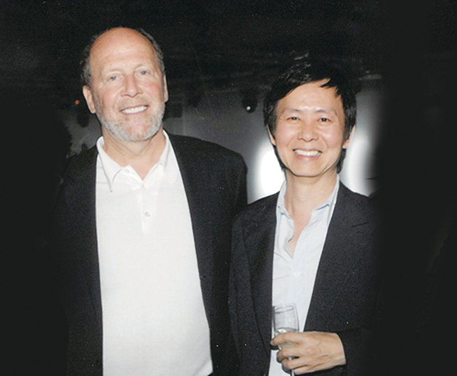 ■COACH前主席Mr.Lewis Frankfort及楊和輝博士合照。