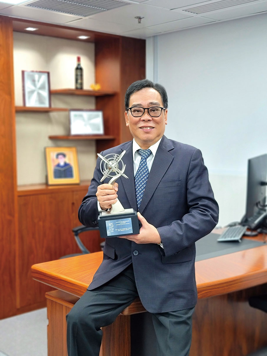 ■黃漢強博士榮獲2020年亞太傑出企業獎之金融卓越領袖年獎。