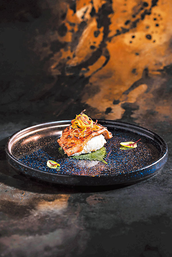 ◆火炙「拖羅．花椒．欖菜」