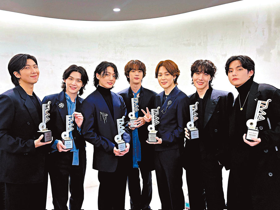 ◆ 休團不解散的防彈少年團人氣有增無減，獲獎連連。