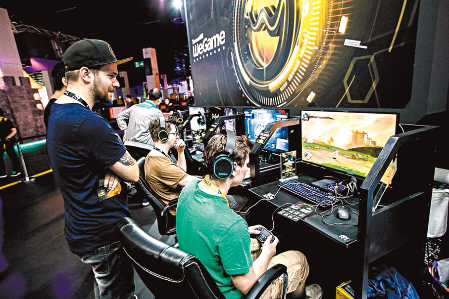 ◆中國網絡遊戲等在數字文化領域具備全球競爭力。圖為德國科隆國際遊戲展上的騰訊展台。資料圖片