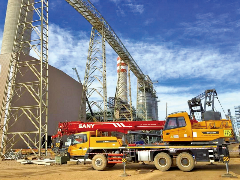 ◆ 三一重工產品在非洲工程建設現場。