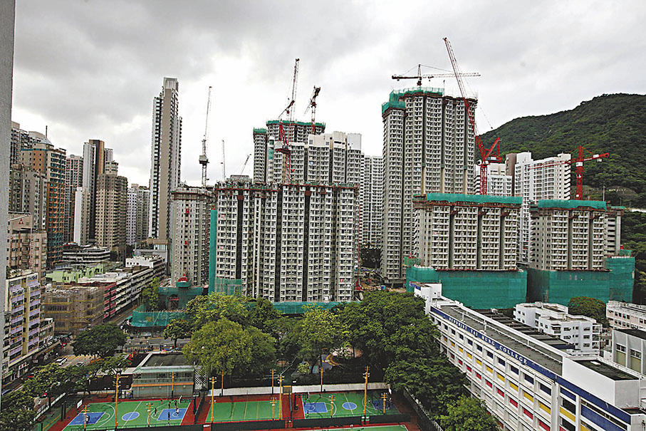 ◆議員冀政府修例加快土地開發。圖為興建中的公營房屋。 資料圖片
