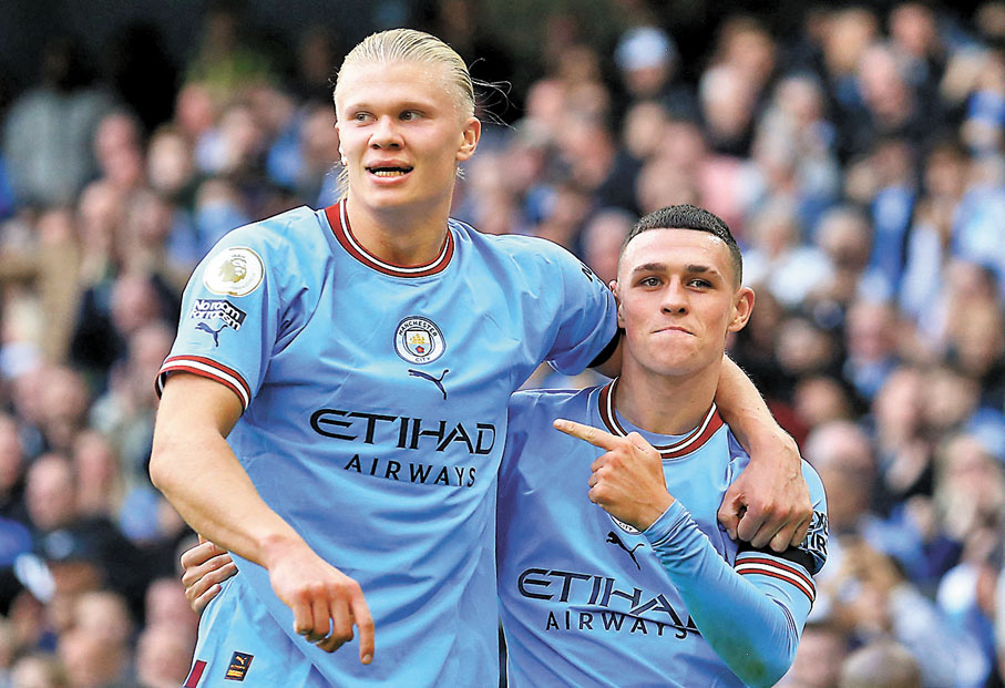 ◆ 夏蘭特(左)的加盟，讓菲爾科頓在曼城鋒線更是如魚得水。  法新社