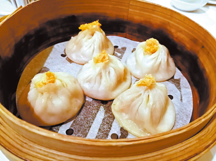◆生拆蟹粉小籠包