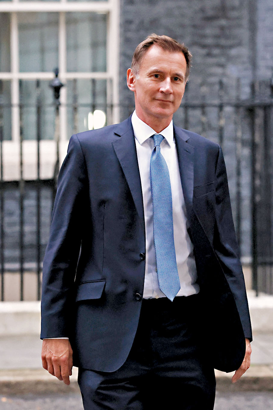 ◆財相亨特直言政府減稅措施不正確。 法新社