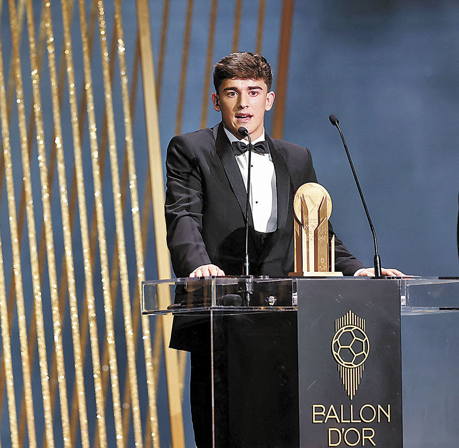 ◆加維獲頒哥柏獎。  路透社