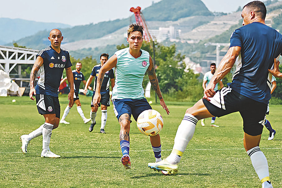 ◆ 東方龍獅（中）希望今晚再度報捷。  東方龍獅圖片