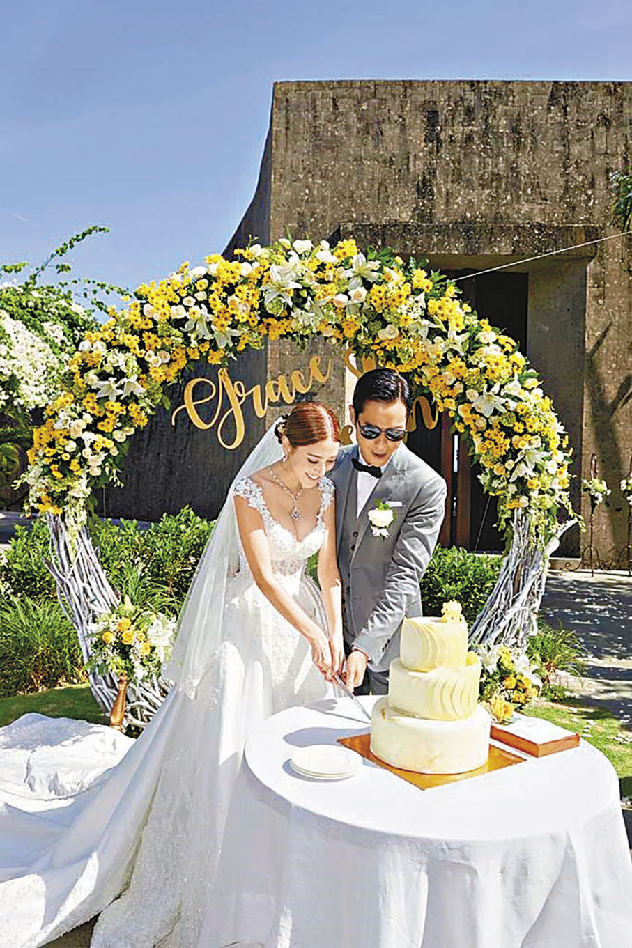 ◆ 2018年，鄭嘉穎與陳凱琳在印尼峇里島舉行華麗婚禮。