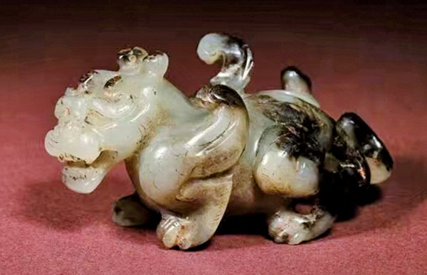 ◆ 西漢晚期 玉辟邪