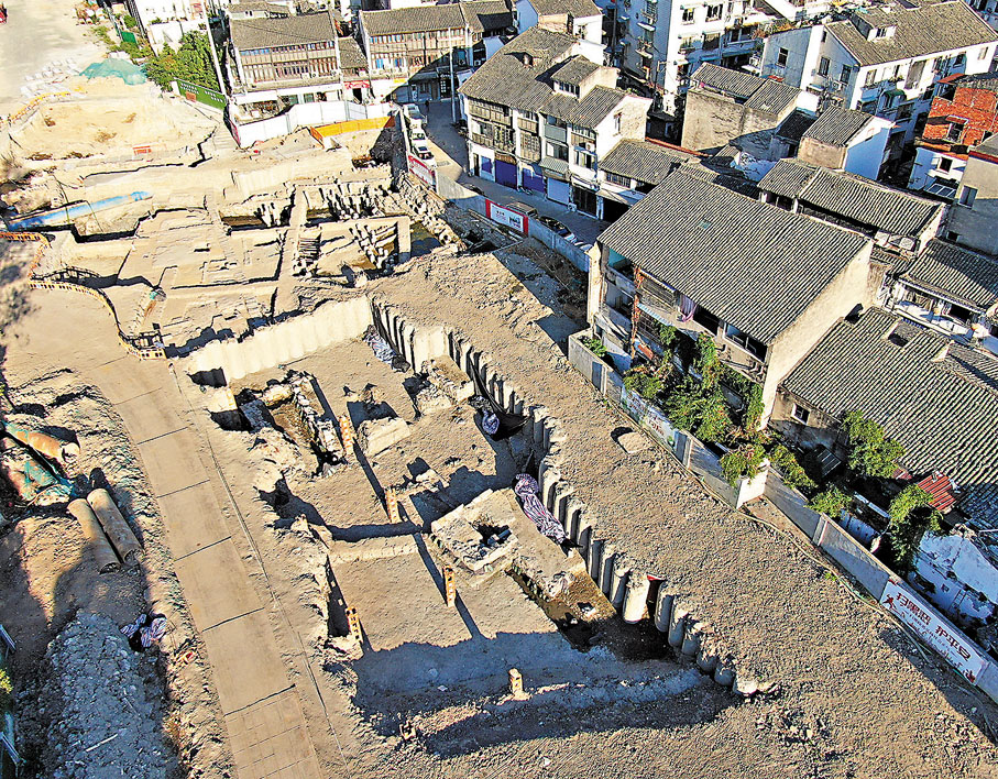 ◆俯瞰朔門古港遺址發掘出的古碼頭遺蹟。