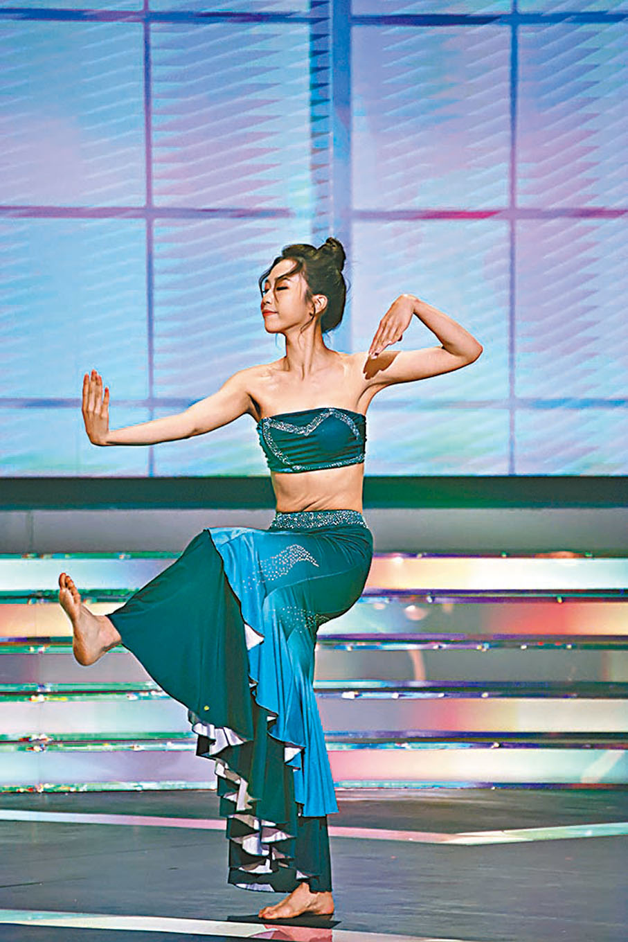 ◆何沛珈表演傣族舞。