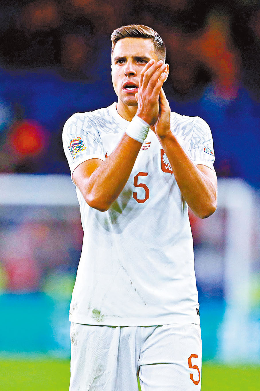 ◆効力阿士東維拉的碧拿歷克已是後防其中一位名氣最大的球員。法新社