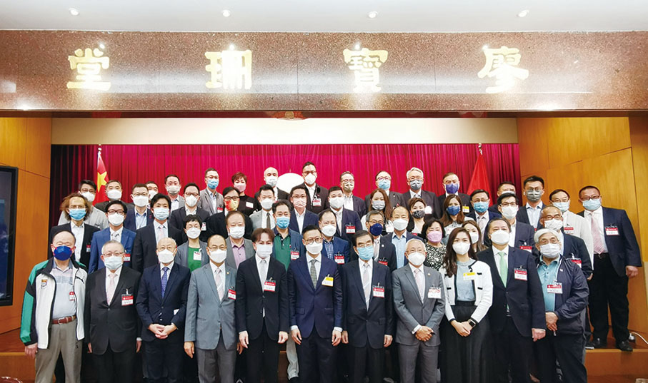 ◆ 香港潮州商會舉行會董會專題演講。