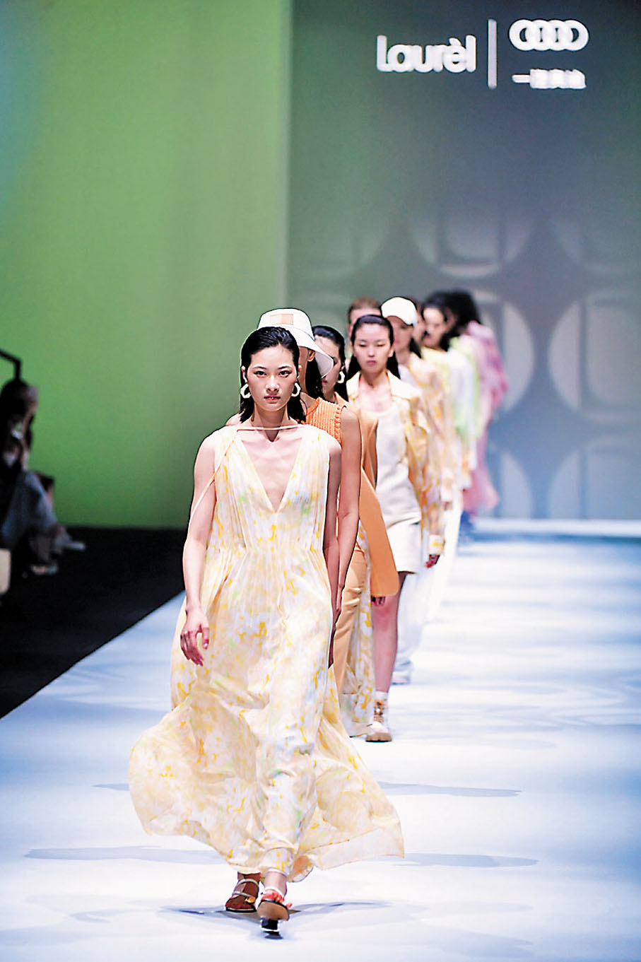 ◆時裝品牌Laurèl與一汽奧迪聯名的科技時裝首秀。