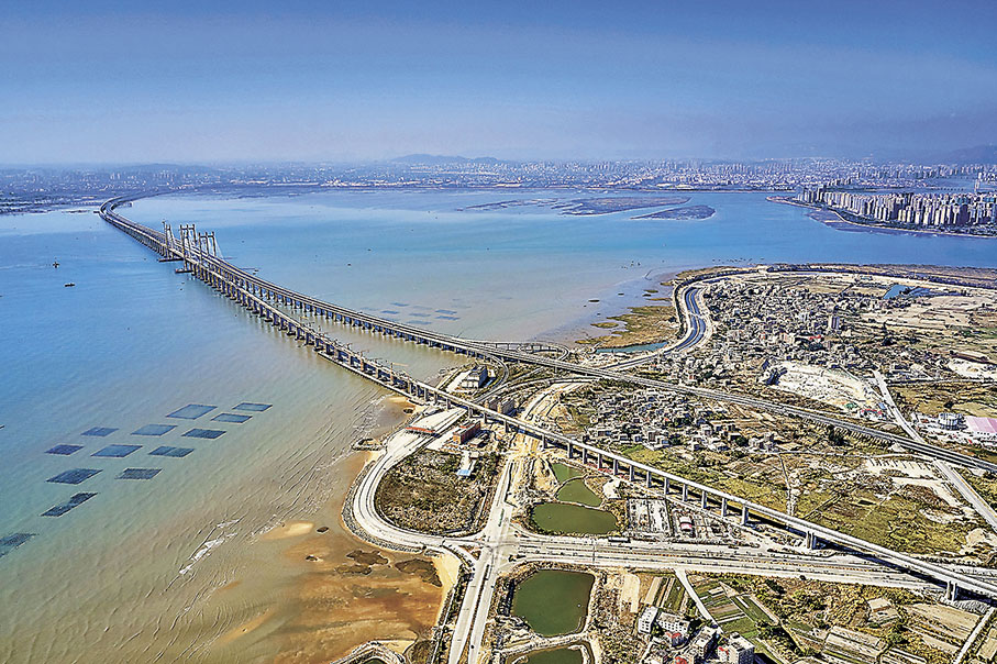 ◆ 福廈高鐵在跨海大橋技術上的突破，代表中國鐵路橋質的飛躍。 作者供圖