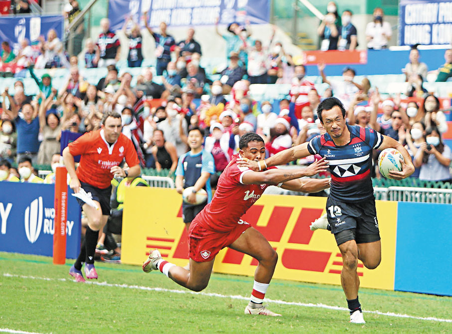 ◆姚錦成（右）在今屆比賽完成三次達陣。