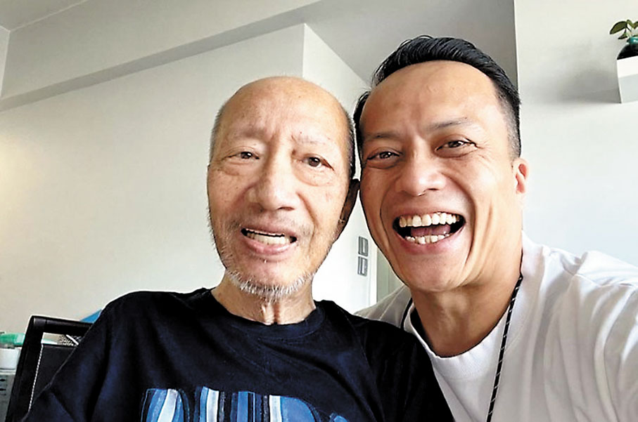 ◆余子明的兒子不時在社交網更新父親狀況。