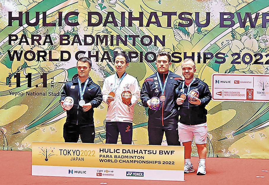 ◆朱文佳（左二）勇奪世錦賽金牌。 香港傷殘人士體育協會圖片